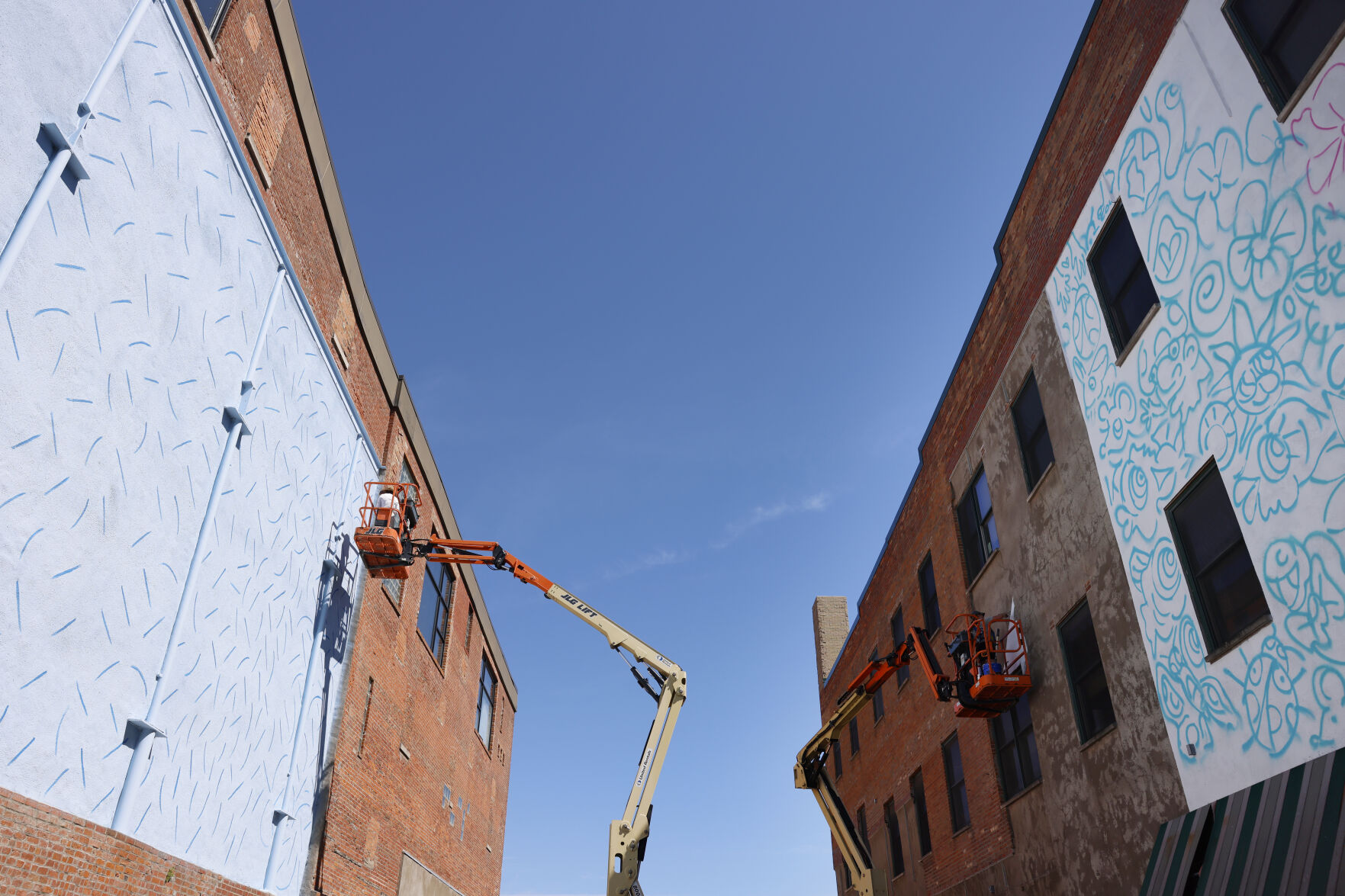 061524-qc-nws-mural 3.jpg